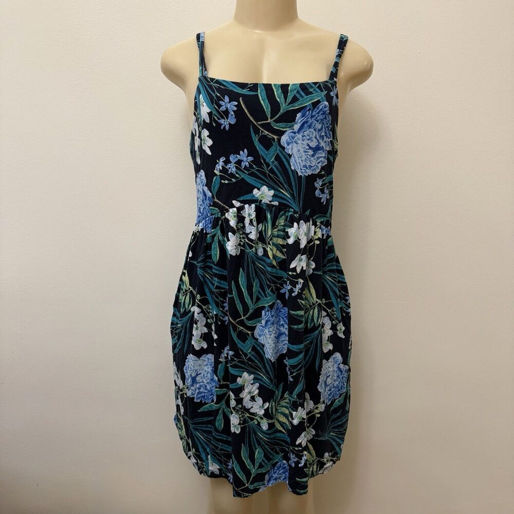 Old Navy Women Sundress, Fit & Flare Cross Straps Mini Blue Floral Sz M Pockets